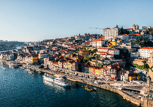 vista sobre o Rio Douro e cidade do Porto
